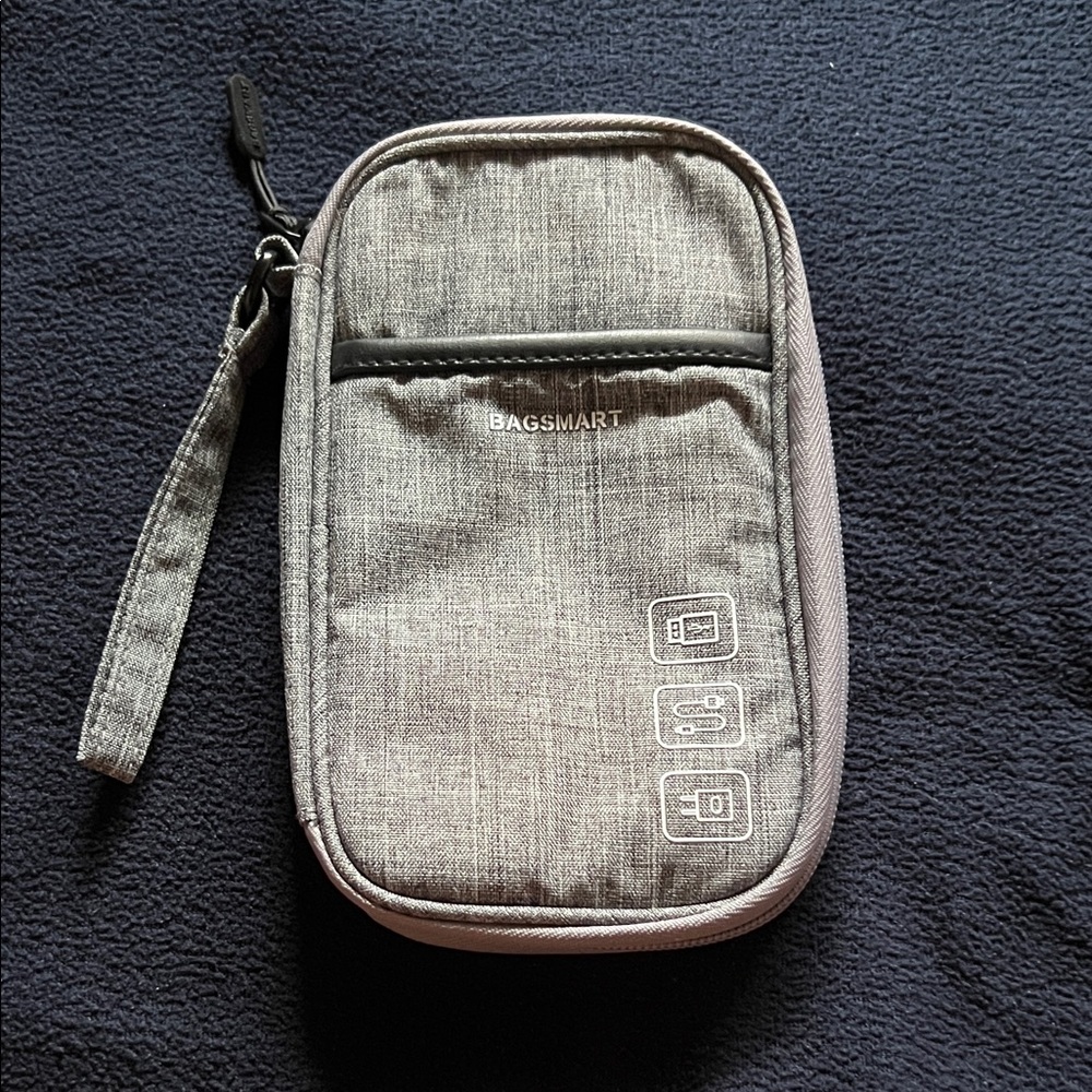 BAGSMART Gray Electronics Organizer Case